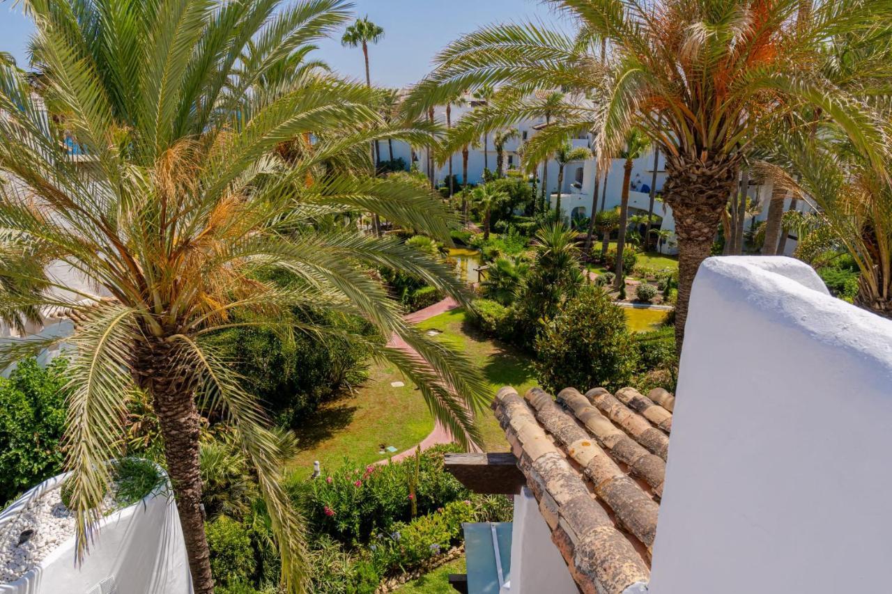Apartamento Luxurious penthouse in Ventura del Mar, Puerto Banus. Marbella Exterior foto